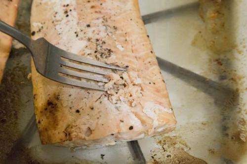 Cómo cocinar salmón sin piel