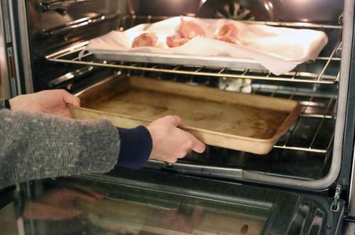 Cómo cocinar los palillos en un horno de convección