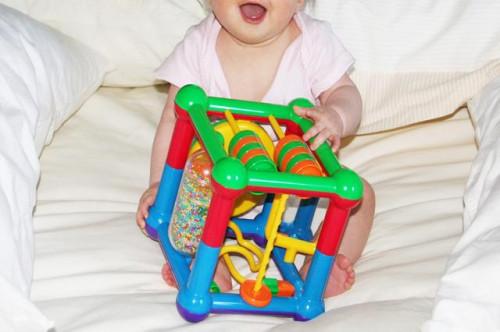 Juegos para jugar con 6 Meses