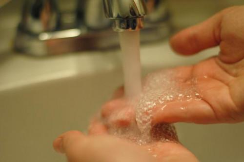 Cómo lavar la cara con Baby Shampoo