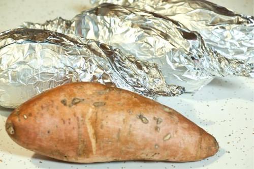 Cómo cocer al horno las patatas dulces a 400 F