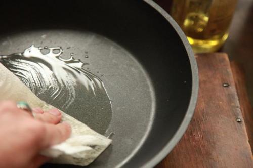 Cómo cocinar el atún en una estufa