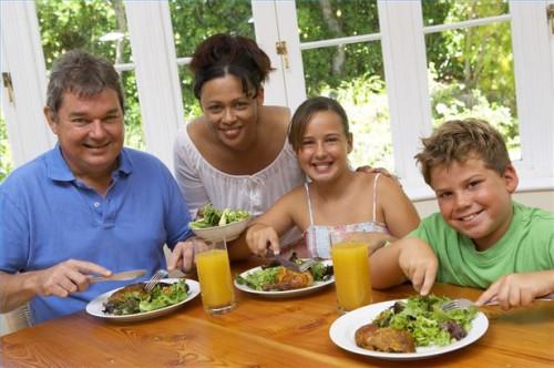 Cómo utilizar la dieta para administrar la artritis reumatoide