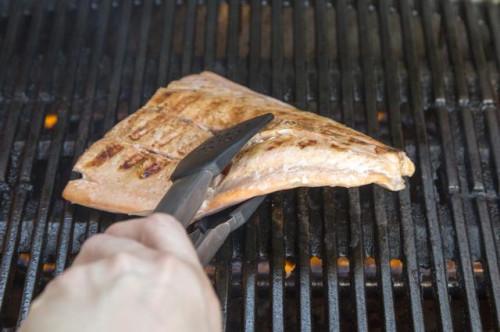 Cómo cocinar salmón sin piel