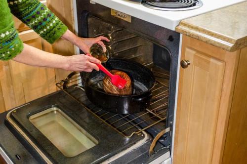 Cómo cocer al horno un Precocinado espiral jamón