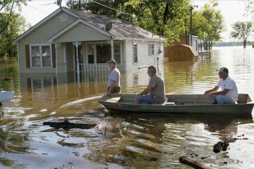 Cómo limpiar después de una inundación