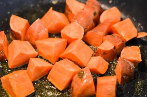 Cómo cocinar Tender, chuletas de cerdo sin hueso, Húmedos