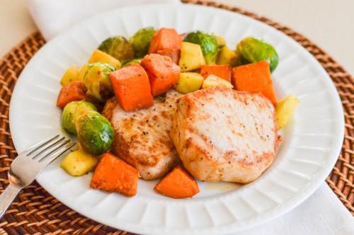 Cómo cocinar Tender, chuletas de cerdo sin hueso, Húmedos