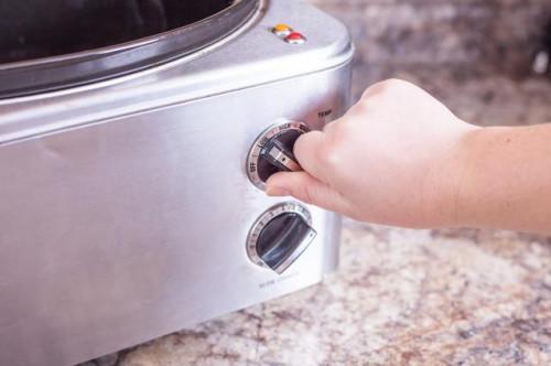 ¿Puedo cocinar filetes de Ribeye en una olla de barro?