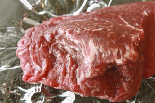 Cómo asar un filete de carne de vaca en el horno