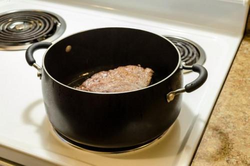 ¿Cómo puedo cocinar carne ablandada fondo redondo?