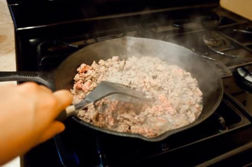 Cómo cocinar una berenjena blanca pequeña